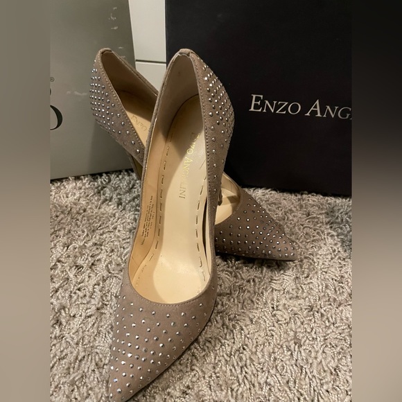 Enzo Studded heels! - Picture 1 of 1